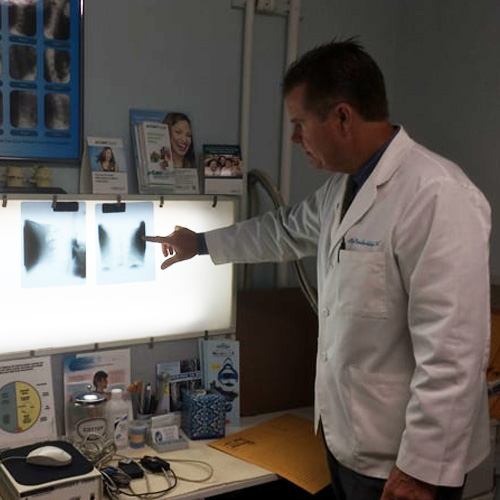 Chiropractor Reseda CA Bert Vanderbliek X Rays